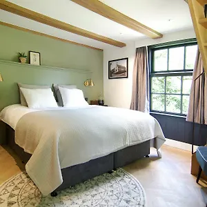 **** Hotel Authentic - De Vergulden Eenhoorn Netherlands